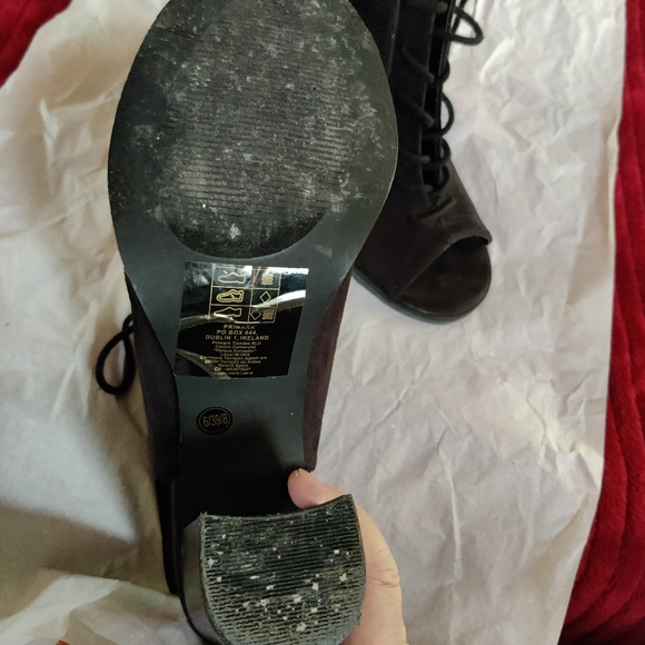 🗺️ Atmosphere Size 6, Faux Suede OPEN BACK PEEP TOE BLOCK HEELED BOOTS, Trendy - Picture 11 of 13